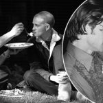 Yarı yaşında sevgililerle gezip tozsa ne çare! Boş yere heveslenme… 100 yaşına da gelse seninle evlenmez!