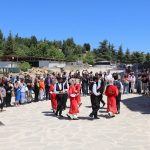 Ünlü oyuncu uygunluk meleği çıktı… Büyük servetini insanların faturalarını ödemek için kullanıyor… Bağışlarını bile isimsiz yapıyor