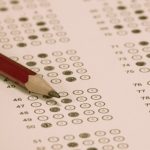 Güzel deseniz değil… Hatta fazla kilosu bile var… Keşke 9 yaşındayken kaybettiği annesi de bugünleri görseydi… Karizması perdeden taşıyor!