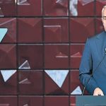 ‘İnsan insanı yorar’