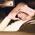 Gökyüzünden seyre daldım dünyada yaşananları