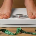 Yüzdeki kızarıklığı hafife almayın! Gül hastalığı kapıda olabilir