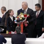 Uzak Kent’te kıskançlık krizi