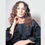 Skandal gelin yüzü kızarmadan yeni geçim yolu peşinde: Her şeyimi kaybettim, bana varlıklı bir sevgili bulur musun!